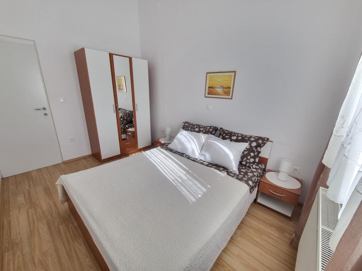 Apartmani Stadion Zára Kültér fotó