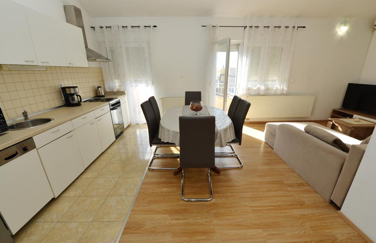 Apartmani Stadion Zára Kültér fotó