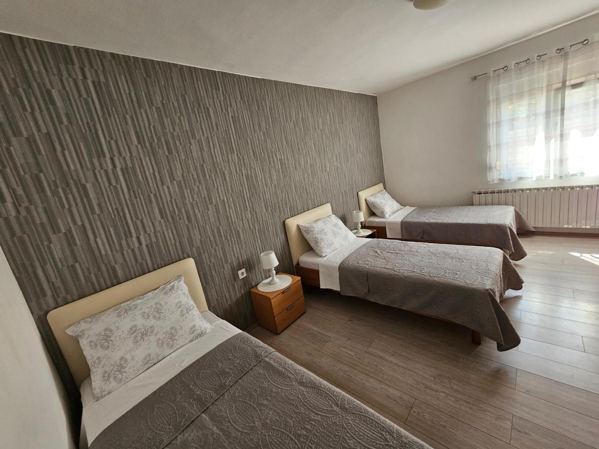 Apartmani Stadion Zára Kültér fotó